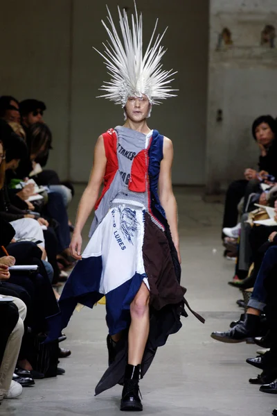 Look 12